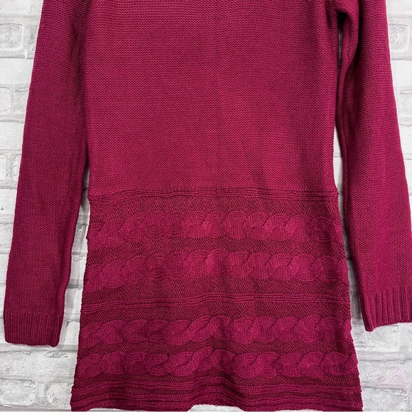 Charlotte Russe Women’s Burgundy Long Sleeve Sweater Top - NWT - Picture 3 of 8